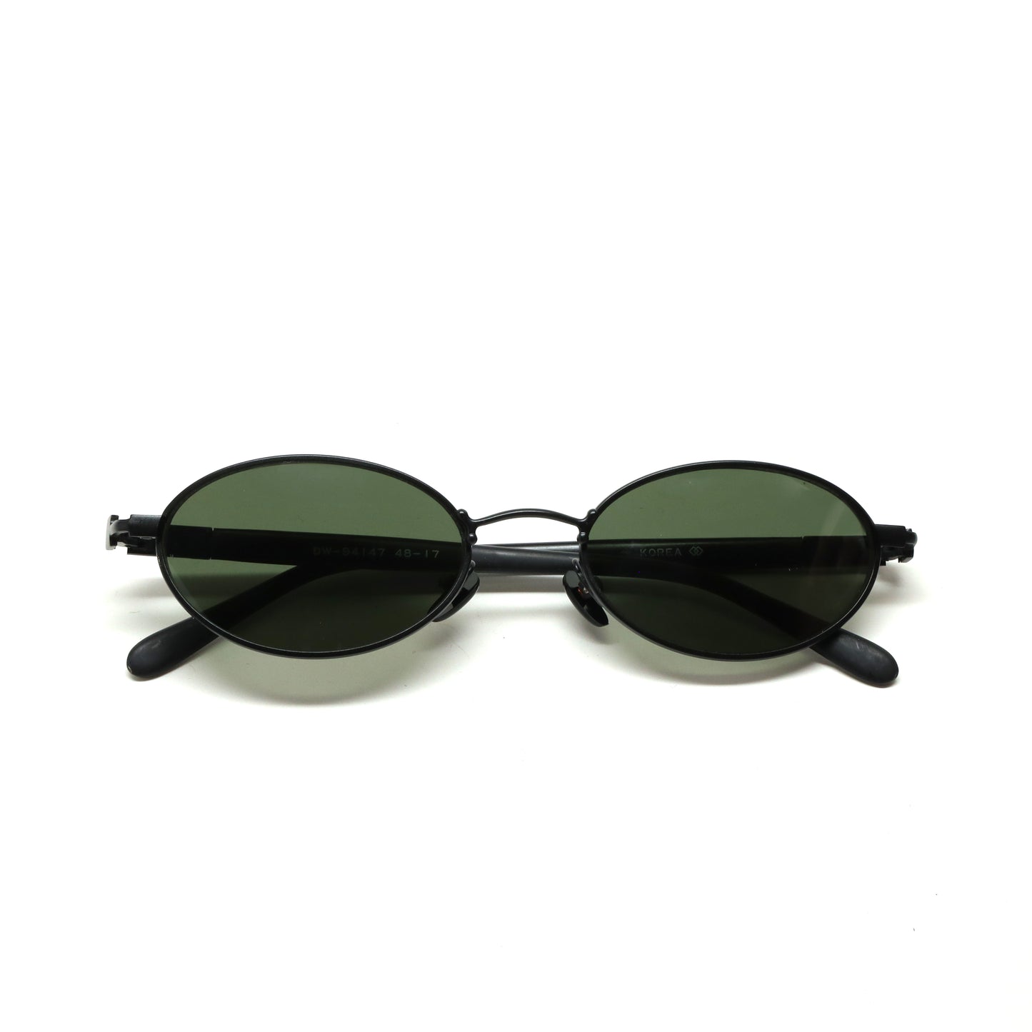 //Style 147// Deluxe High Quality Vintage Black Oval Sunglasses