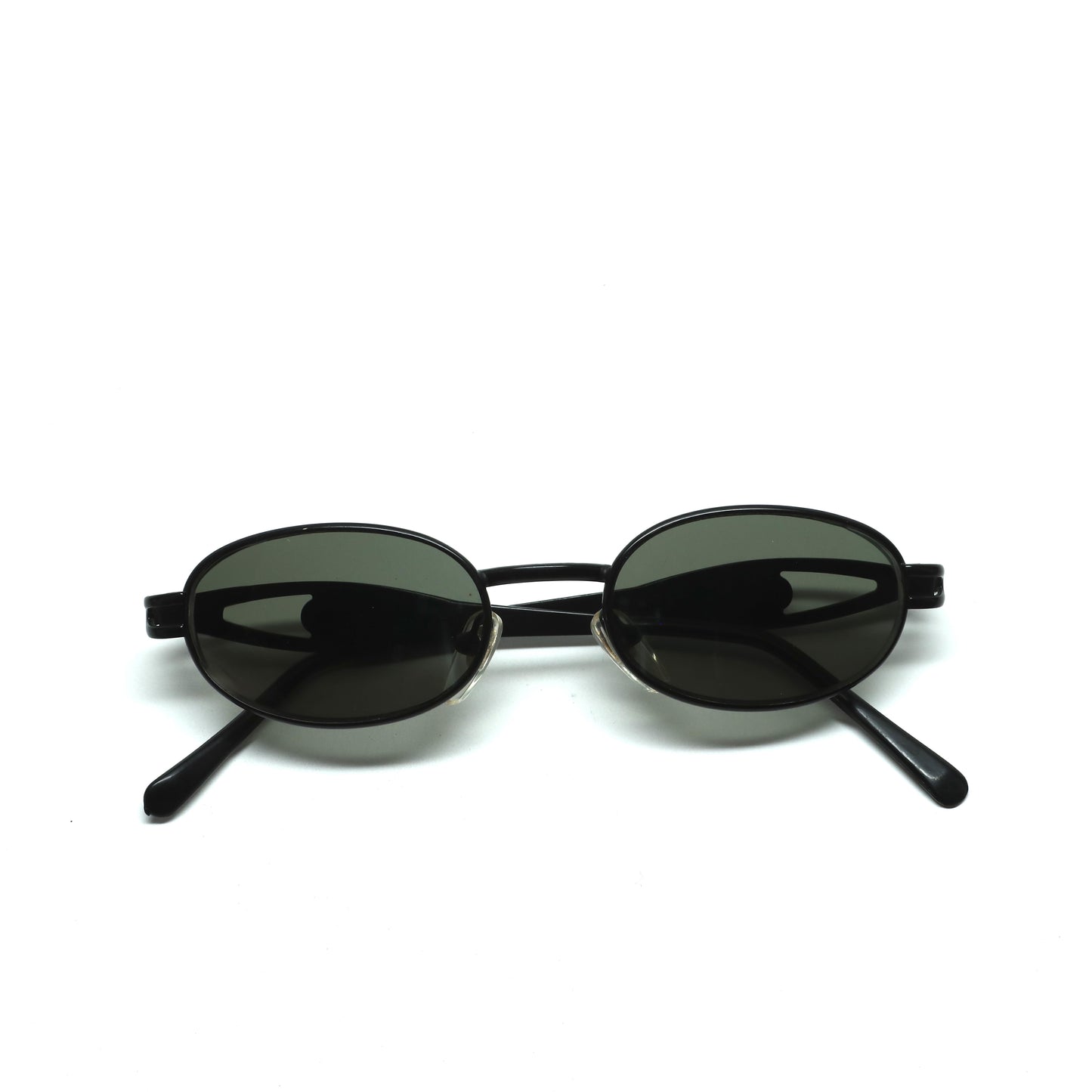 //Style M028//Mini Pharaoh 90s Deadstock Santa Fe Oval Sunglasses - Black